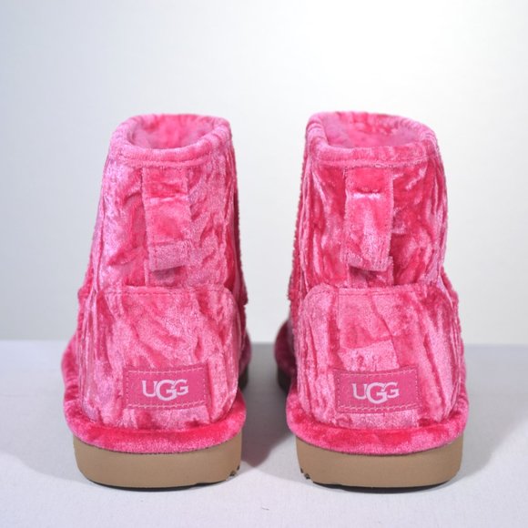 NEW UGG CLASSIC MINI II CRUSHED VELVET BOOTS, SZ 6 - Picture 3 of 8